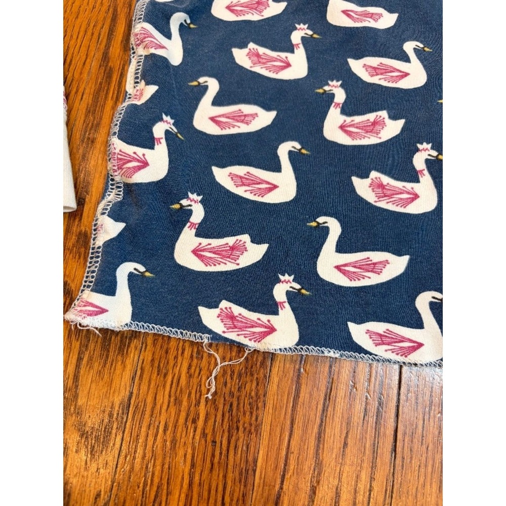 Roller Rabbit Swan Print Top | Kids Size 4 - Picture 4 of 4